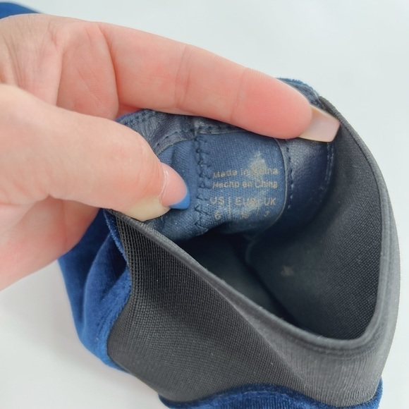 ALDO “Nydia” Velvet Chelsea boots size 6 - Picture 5 of 12